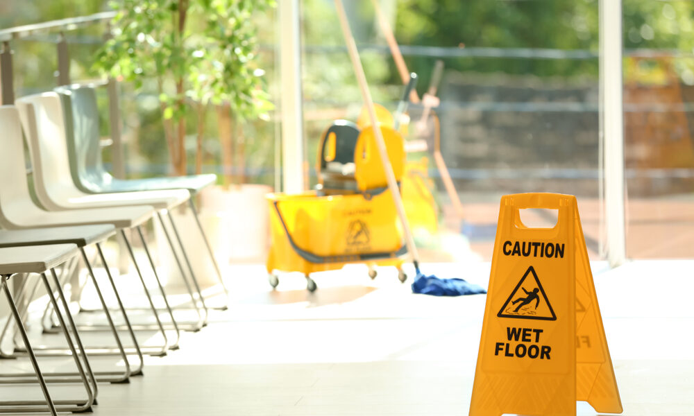 green commercial cleaning