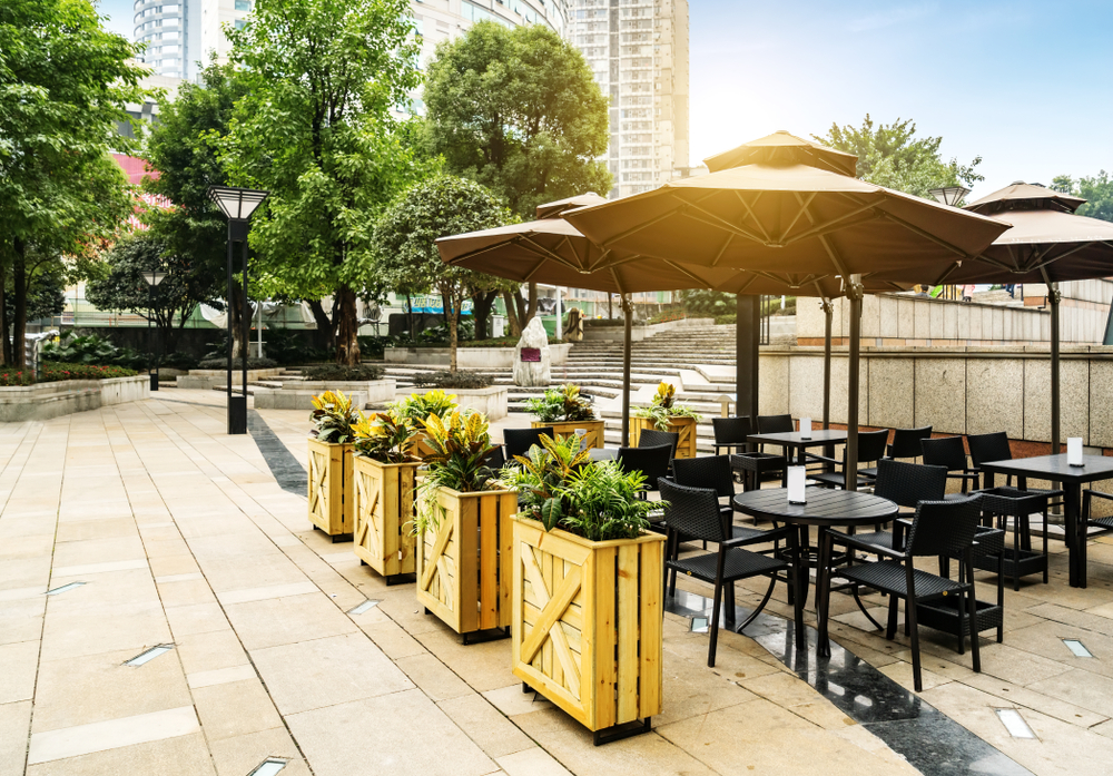 eco-friendly outdoor space for restaurants